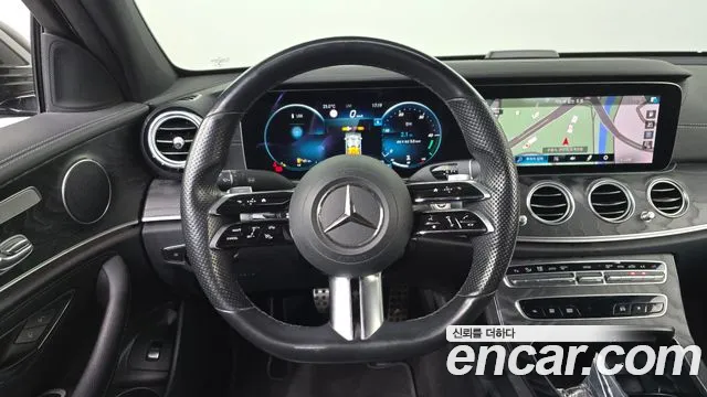 Mercedes-Benz E-Class 2021 — фото 19