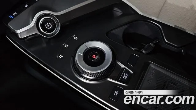 Kia EV6 2022 — фото 12