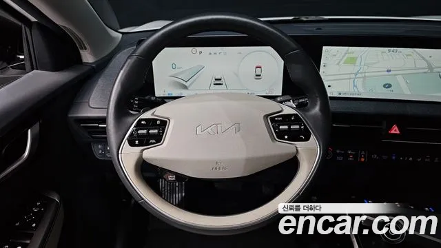 Kia EV6 2022 — фото 20