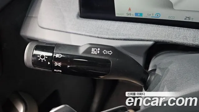 Kia EV6 2022 — фото 30