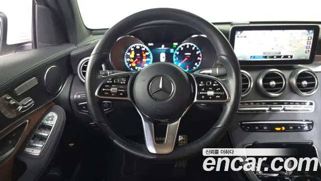 Mercedes-Benz GLC-Class 2023 — фото 13