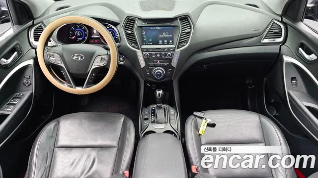 Hyundai Santafe 2015 — фото 10