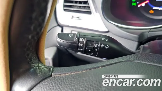 Hyundai Santafe 2015 — фото 26