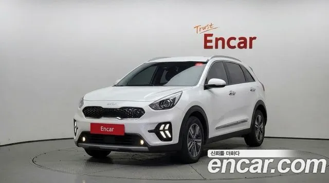 Kia Niro 2022 — фото 3