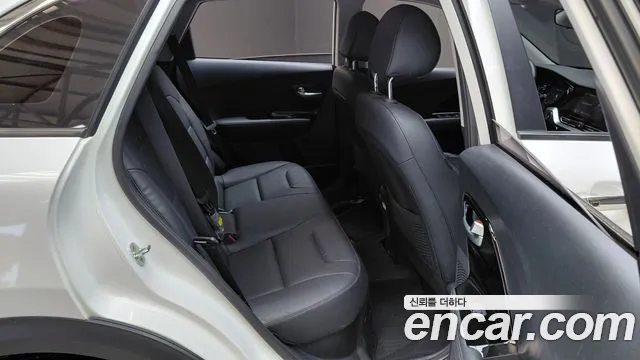 Kia Niro 2022 — фото 17