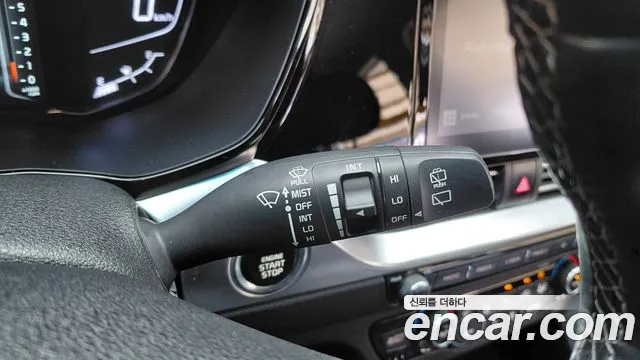 Kia Niro 2022 — фото 26