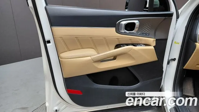 Kia Sorento 2023 — фото 14