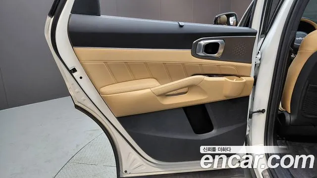 Kia Sorento 2023 — фото 15
