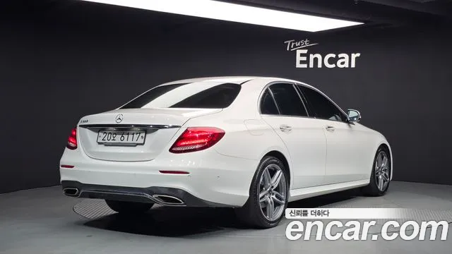 Mercedes-Benz E-Class 2019 — фото 2