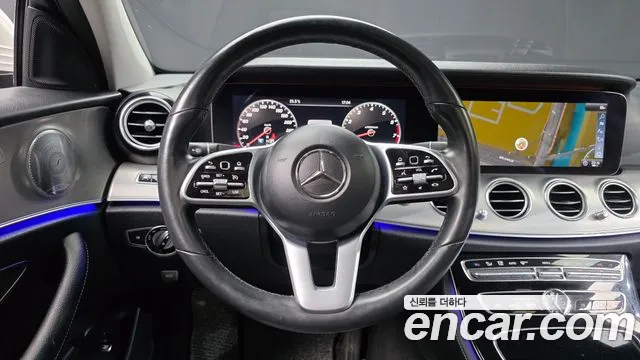 Mercedes-Benz E-Class 2019 — фото 13