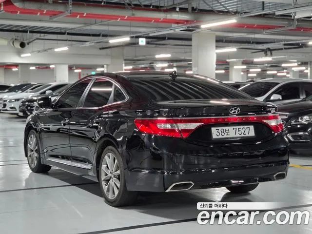 Hyundai Grandeur 2015 — фото 5