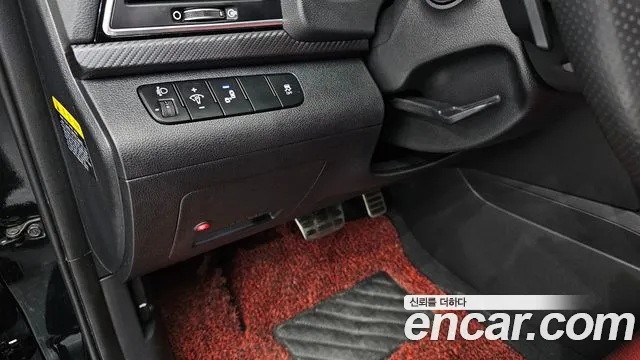 Hyundai AVANTE 2017 — фото 35