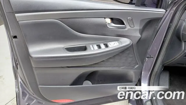 Hyundai Santafe 2021 — фото 14