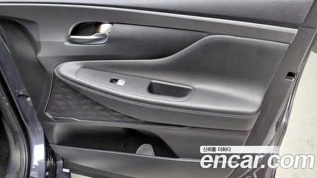 Hyundai Santafe 2021 — фото 15