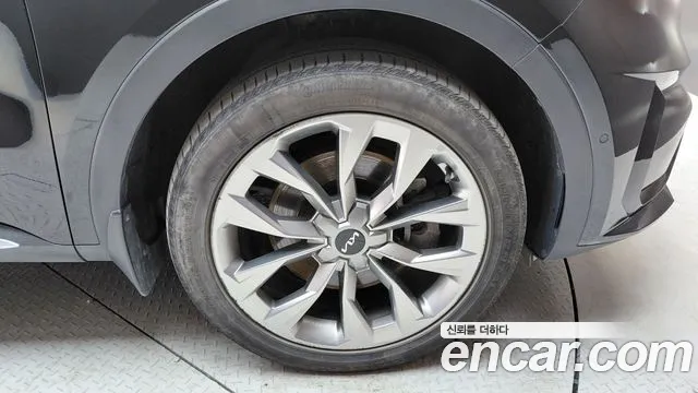 Kia Sorento 2023 — фото 7