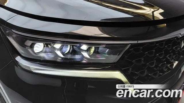 Kia Sorento 2023 — фото 8