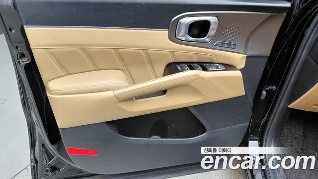 Kia Sorento 2023 — фото 14