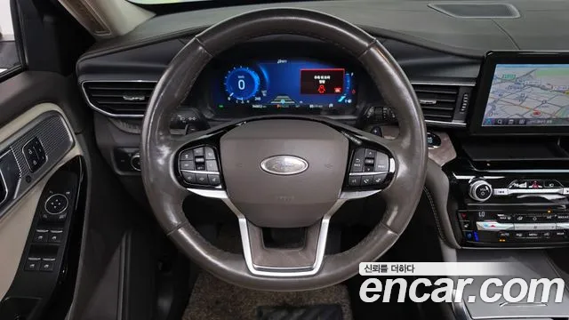 Ford Explorer 2021 — фото 13