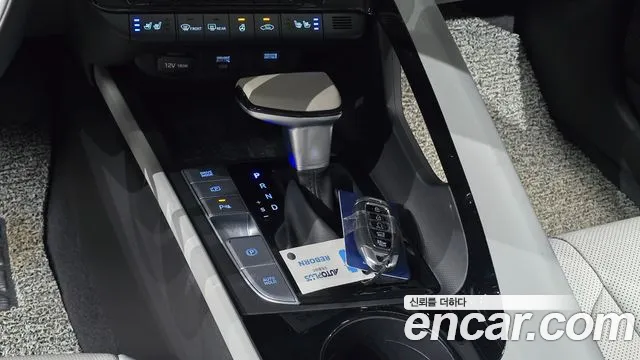 Hyundai AVANTE 2021 — фото 12