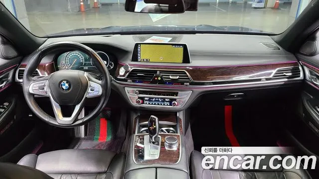 BMW 7-Series 2016 — фото 10