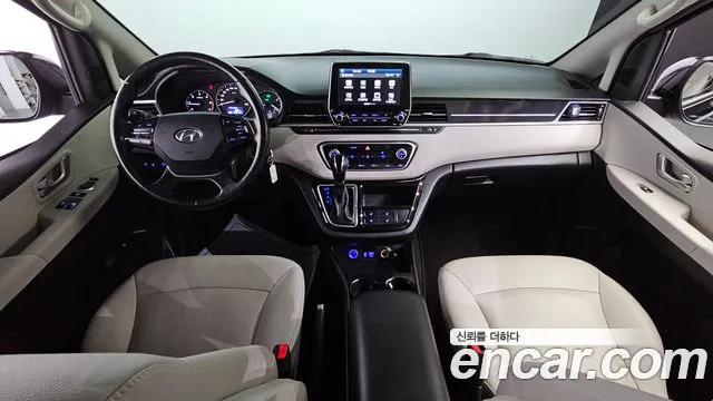 Hyundai Starex 2019 — фото 7