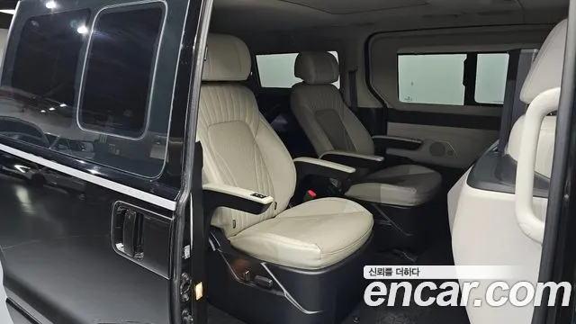 Hyundai Starex 2019 — фото 11