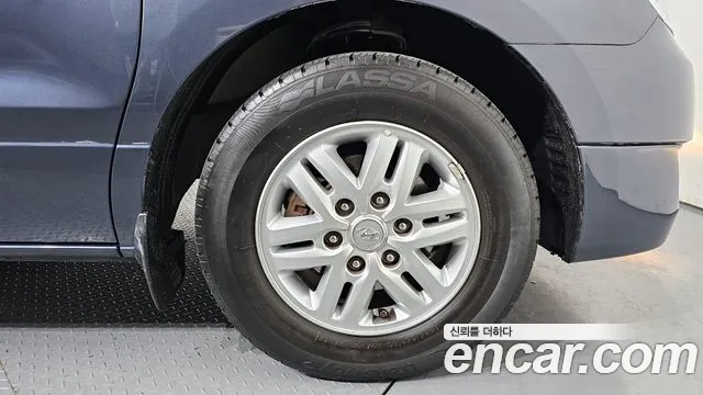 Hyundai Starex 2017 — фото 5