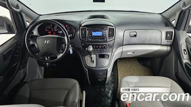 Hyundai Starex 2017 — фото 7