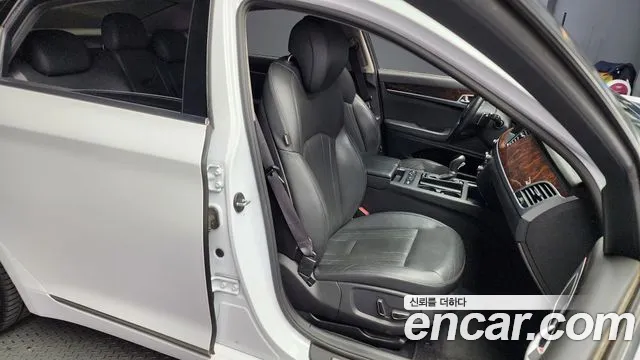 Hyundai Genesis 2016 — фото 12