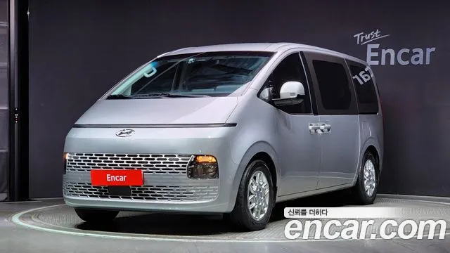 Hyundai Staria 2022 — фото 1