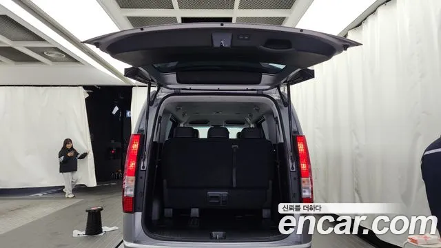 Hyundai Staria 2022 — фото 20