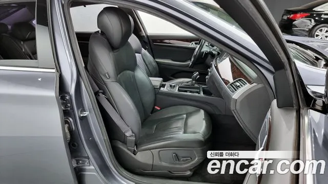 Hyundai Genesis 2016 — фото 12