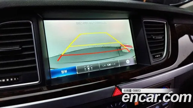 Hyundai Genesis 2016 — фото 17