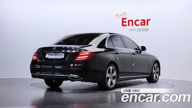 Mercedes-Benz E-Class 2019 — фото 2
