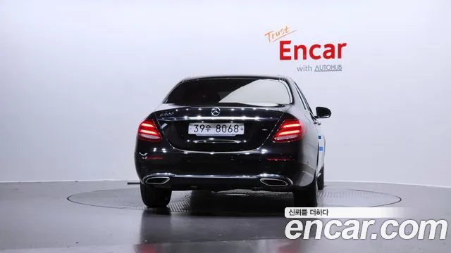 Mercedes-Benz E-Class 2019 — фото 4