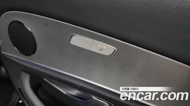 Mercedes-Benz E-Class 2019 — фото 18