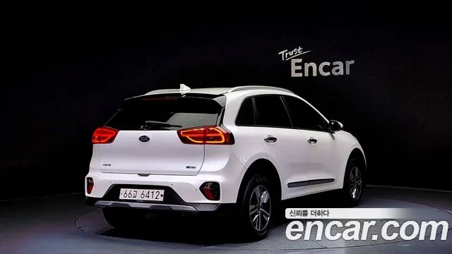 Kia Niro 2020 — фото 2