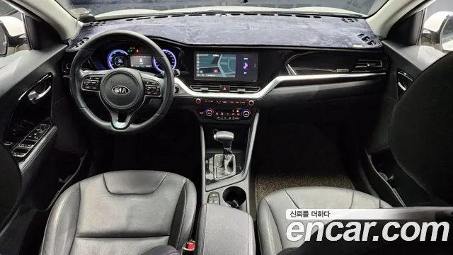 Kia Niro 2020 — фото 7