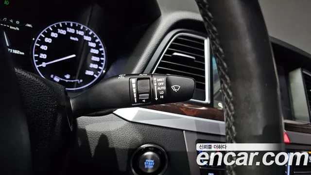 Hyundai Genesis 2015 — фото 16