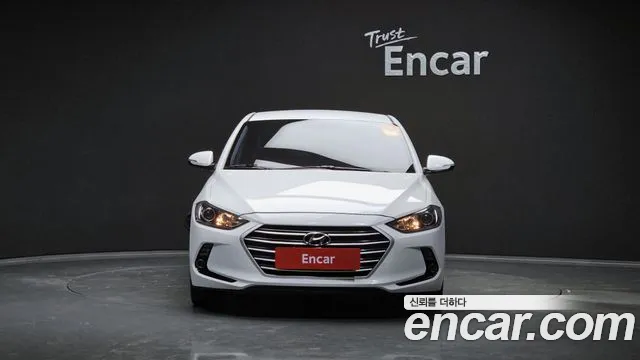 Hyundai AVANTE 2018 — фото 3
