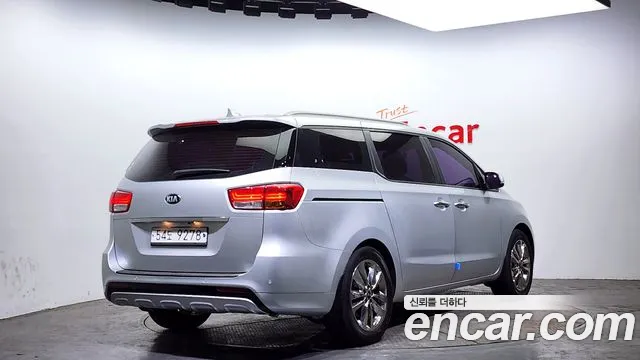 Kia Canival 2015 — фото 2