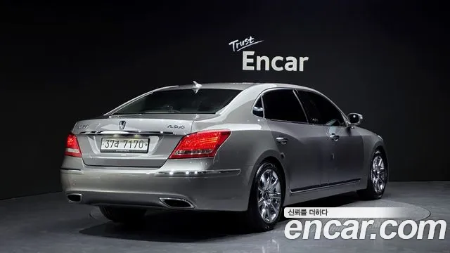 Hyundai Equus 2012 — фото 2