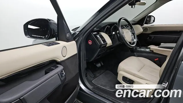Land Rover Discovery 2018 — фото 10