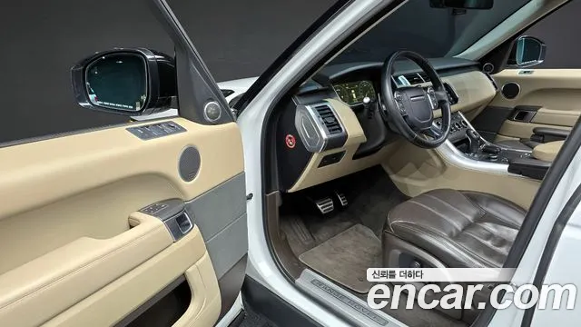 Land Rover Range Rover Sport 2016 — фото 10