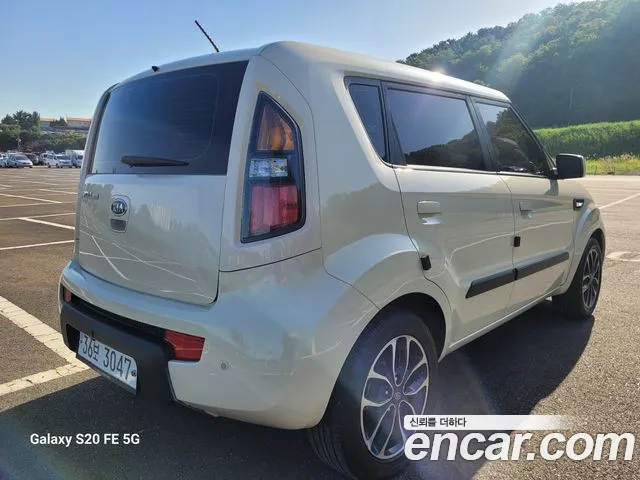 Kia Soul 2010 — фото 6