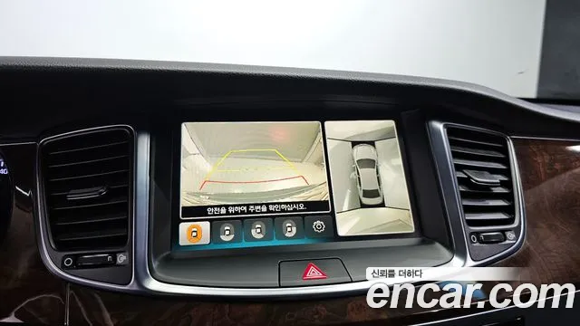 Hyundai Equus 2013 — фото 15