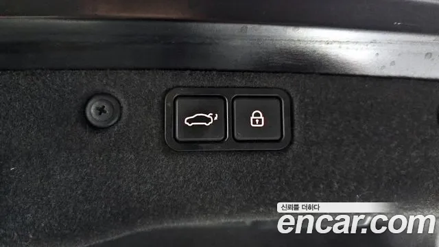 Hyundai Equus 2013 — фото 17