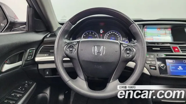 Honda Crosstour 2013 — фото 13
