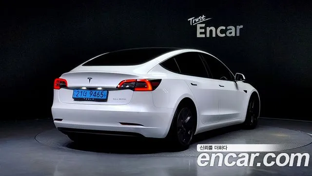 Tesla Model 3 2021 — фото 2