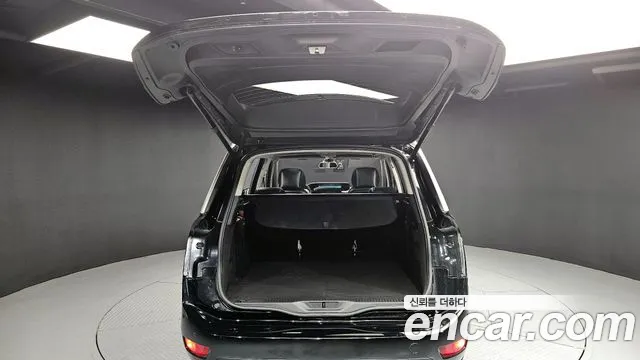 Citroen-DS C4 SpaceTourer 2022 — фото 20